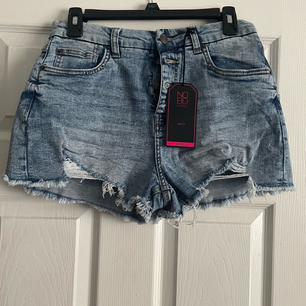 No Boundaries cut off shorts